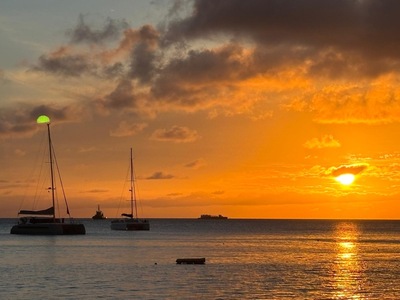 f575dc4c-07c9-4213-9fe7-3dfb9cec7a13